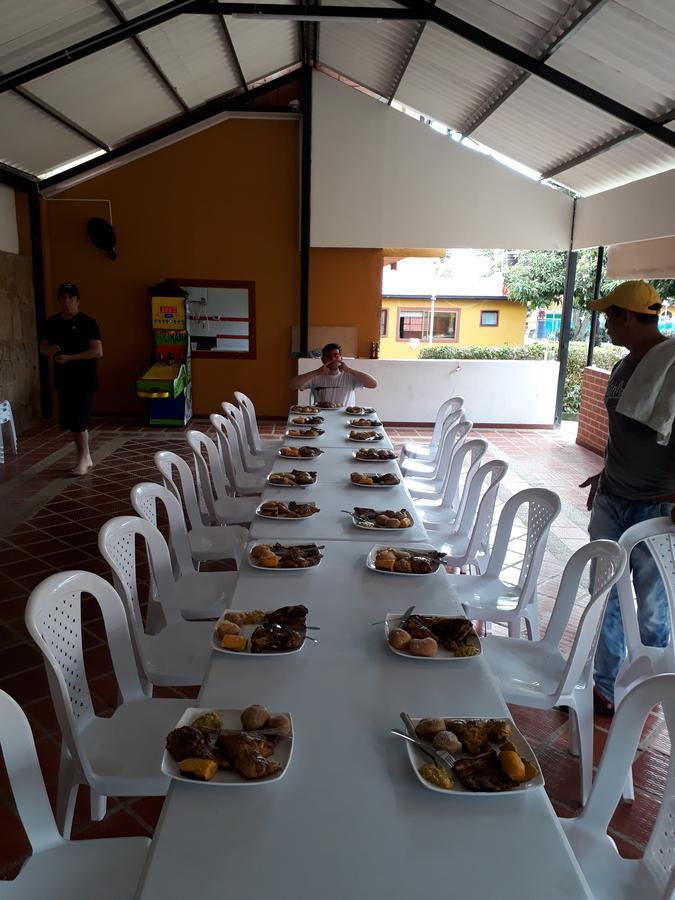 Finca Villa Alegria Chinauta Zewnętrze zdjęcie
